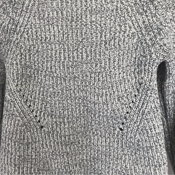 GAP Gray Knit Sweater, Size Medium - Picture 8 of 12